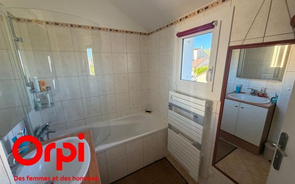 Maison à vendre    4 pièces •  Montigny-le-Bretonneux