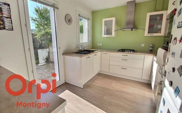 Maison à vendre    4 pièces •  Montigny-le-Bretonneux