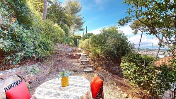 HYERES Almanarre Costebelle - Maison T5 vue mer