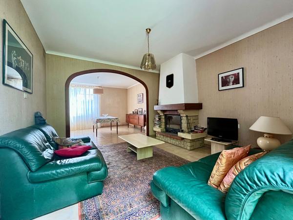 BOUGUENAIS Maison 156 m2 6 pièces et 100m2 de dépendances , Bouguenais BOUGUENAIS Maison 156 m2 6 pièces et 100m2 de dépendances , Bouguenais