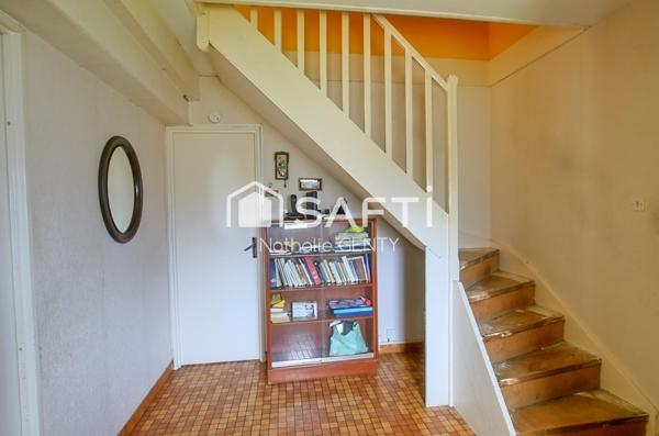 MAISON AVEC JARDIN ET GARAGE DANS QUARTIER RECHERCHÉ DE PETITE-SYNTHE