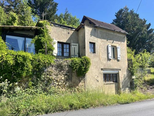 Maison ancienne - Saint-cyprien PETIT PRIX Maison à rénover entièrement – Avis aux amateurs de défis !
