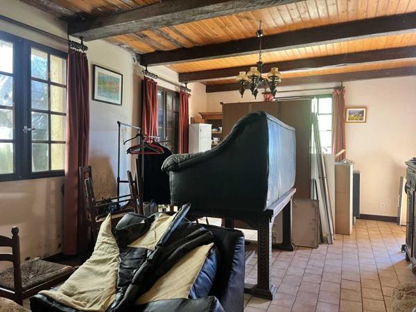 Maison ancienne - Saint-cyprien PETIT PRIX Maison à rénover entièrement – Avis aux amateurs de défis !