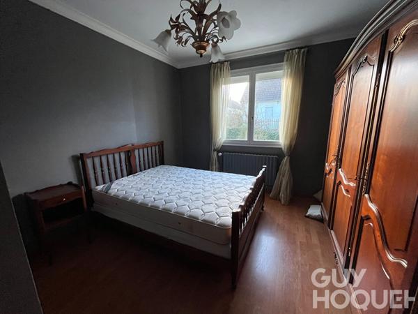 Maison à vendre à Châteaudun - 5 chambres, bon état