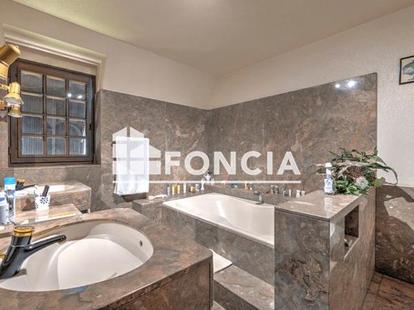 À vendre Maison 9 pièces 280 m² - Coulounieix-chamiers 24660