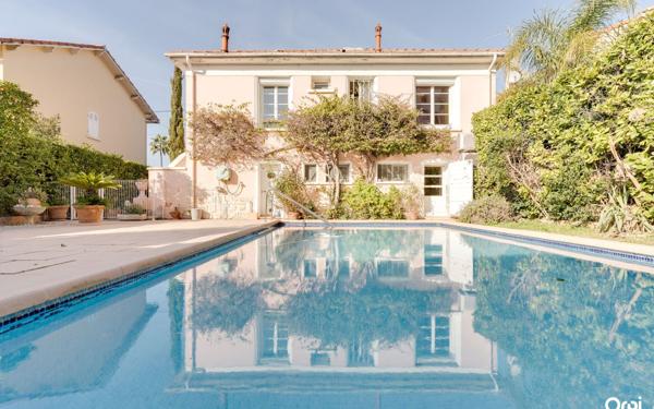 Maison à vendre    5 pièces • 117 m2 Marseille 9