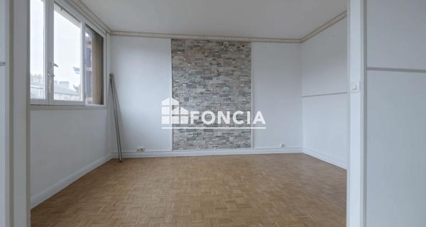 À vendre Appartement 3 pièces 60 m² - Corbeil-essonnes 91100