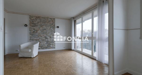 À vendre Appartement 3 pièces 60 m² - Corbeil-essonnes 91100
