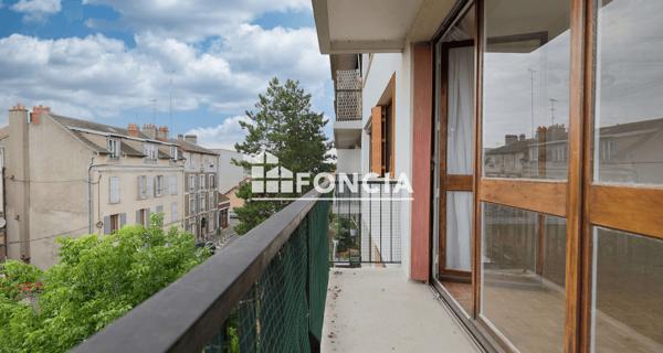 À vendre Appartement 3 pièces 60 m² - Corbeil-essonnes 91100