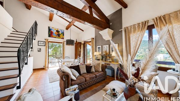 Maison (prestige) à vendre 5 pièces 155 m² Roquebrune-sur-Argens