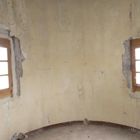 Semur-en-Auxois : Immeuble à rénover, gite possible.