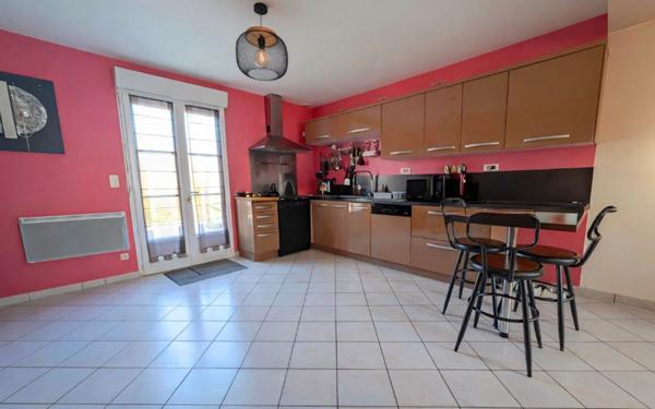 Maison à vendre    5 pièces • 120 m2 Saint-Gobain