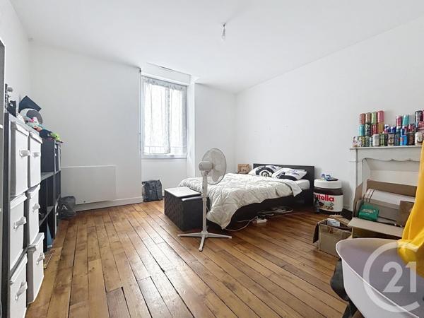 Immeuble à vendre  225 m2 GUERET - 23