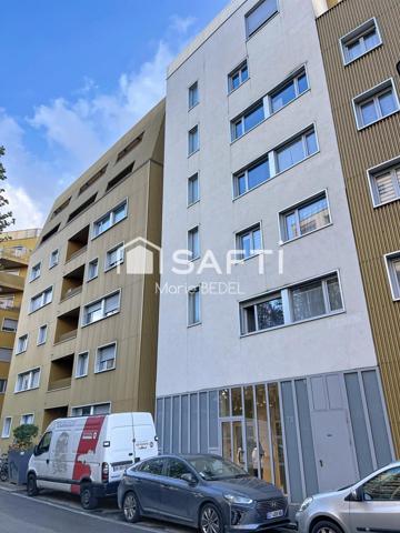 Appartement familial récent avec loggia et parking