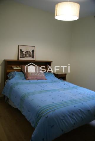 Grande maison avec joli terrain constructible