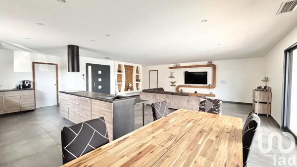 Maison à vendre 7 pièces 163 m² Listrac-Médoc