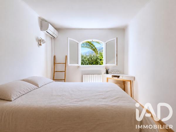 Maison à vendre 6 pièces 149,87 m² Mandelieu-la-Napoule