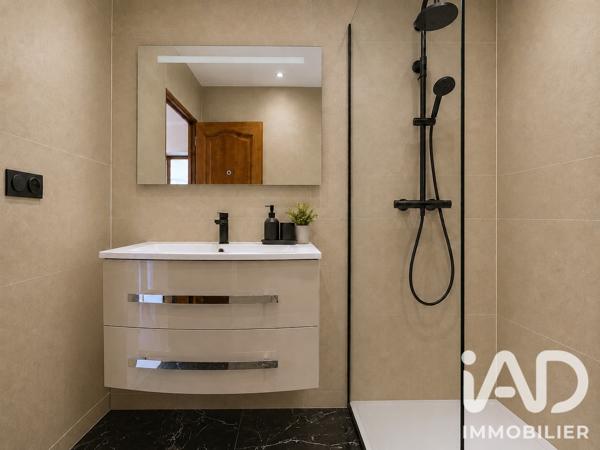 Maison à vendre 6 pièces 149,87 m² Mandelieu-la-Napoule