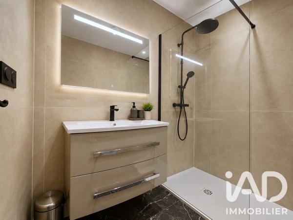 Maison à vendre 6 pièces 149,87 m² Mandelieu-la-Napoule