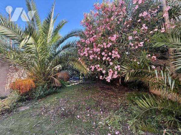 # SOUS OFFRE #

MARSEILLE - BELLE DE MAI

Maison familiale d'environ 120 m² sur une parcell...