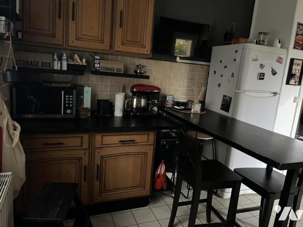 A vendre à HESDIN, EXCLUSIVITE, maison avec entrée, salle-salon, trois chambres, garage, jardin