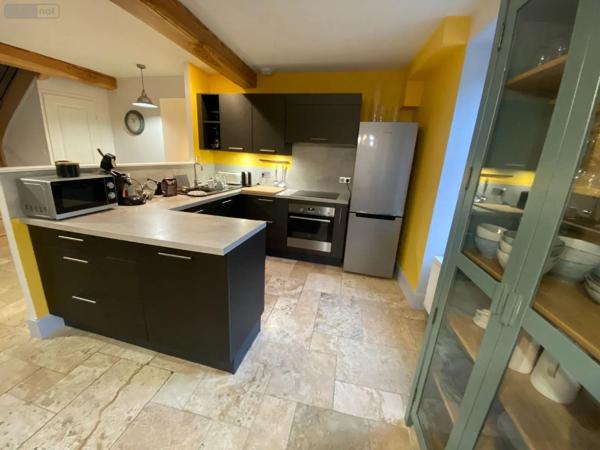 Location - Maison Château 71250 121 m 2 500 m 2
