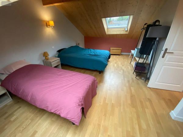 Location - Maison Château 71250 121 m 2 500 m 2