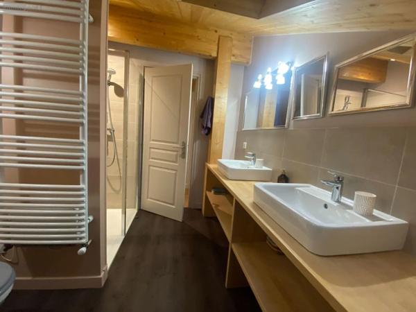 Location - Maison Château 71250 121 m 2 500 m 2