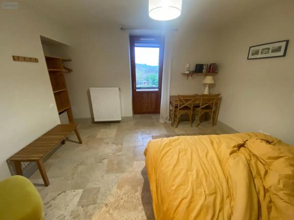 Location - Maison Château 71250 121 m 2 500 m 2