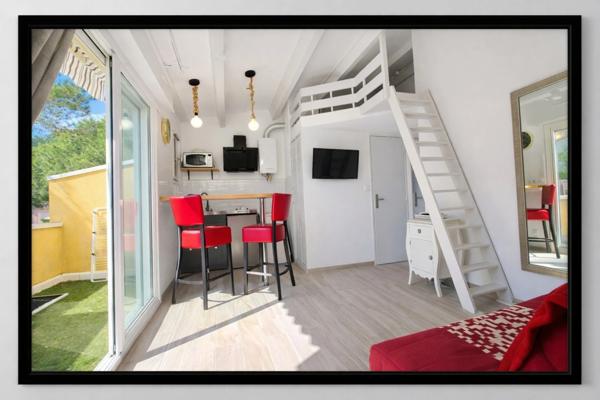 A vendre Appartement LE CAP D'AGDE (34) T2 avec mezzanine et terrasse, piscine, parking privatif, à 2min du village naturiste