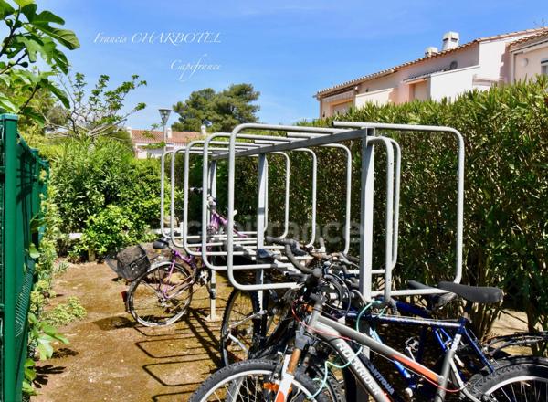 A vendre Appartement LE CAP D'AGDE (34) T2 avec mezzanine et terrasse, piscine, parking privatif, à 2min du village naturiste