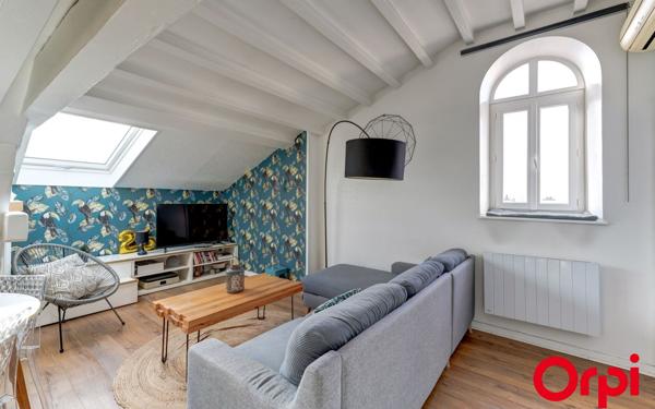 Appartement à vendre    2 pièces • 46 m2 Sathonay-Camp