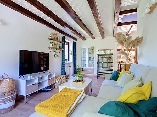 Exclusivité à Perrignier : Charmante maison 3 chambres avec jardin et garage proche de la gare Leman Express !