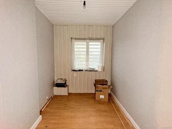 Maison semi individuelle 6 pièces.