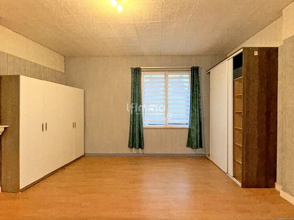 Maison semi individuelle 6 pièces.