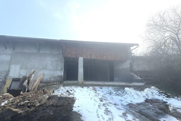 Grange à rénover sur 1246m2 de terrain