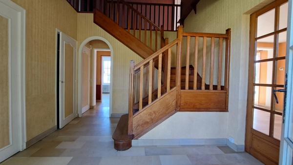 Maison à vendre 8 pièces VIC SUR AISNE (02)