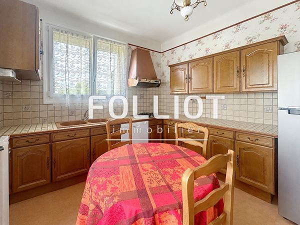A VENDRE - Maison Saint Martin De Fontenay 8 pièce(s) 162.71 m2