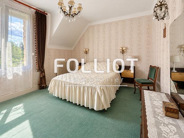 A VENDRE - Maison Saint Martin De Fontenay 8 pièce(s) 162.71 m2