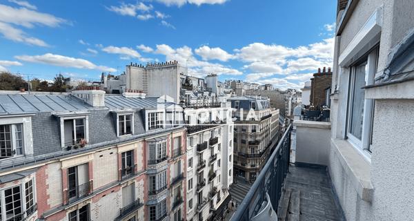 Location Studio meublé 21.81 m² - Paris 75018