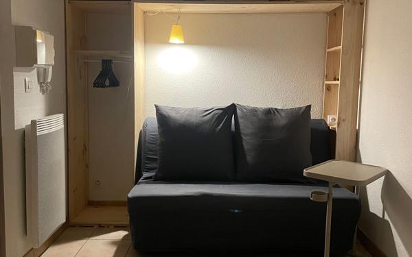 Appartement à vendre    1 pièce • 11,43 m2 Albi