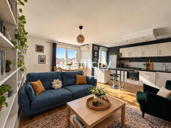 Appartement
         3 pièces
        - 63 m² 285 000 € *
