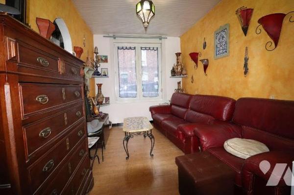 Maison à Vendre à Armentières (59280) en Nord (59)

Quartier des école maison disposant d'une...