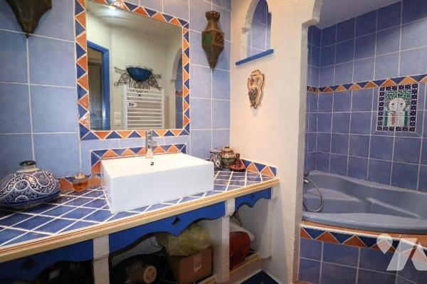 Maison à Vendre à Armentières (59280) en Nord (59)

Quartier des école maison disposant d'une...