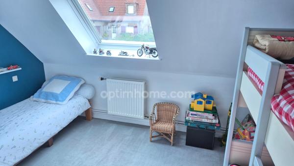 Maison invividuelle 4 chambres garage 2v sur parcelle de 930m2