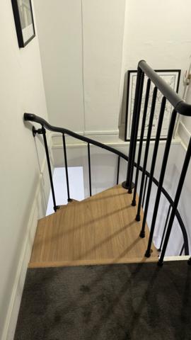 LOCAL COMMERCIAL 90 M²