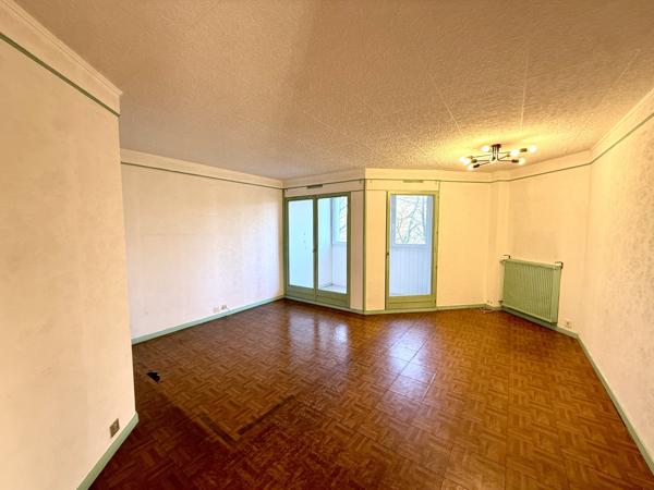 Sevran (93270) 3 Pièces avec 2 balcons, cave proche RER B, futur métro 16 Grand Paris