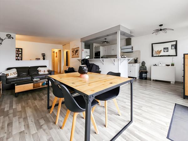 Appartement Nandy 3 pièce(s) 70.53 m2 avec jardin 