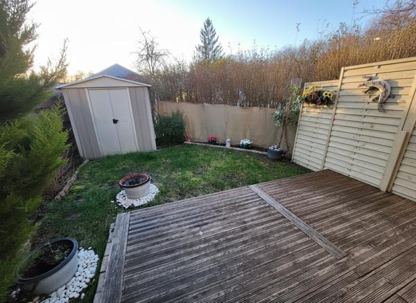 Appartement Nandy 3 pièce(s) 70.53 m2 avec jardin 