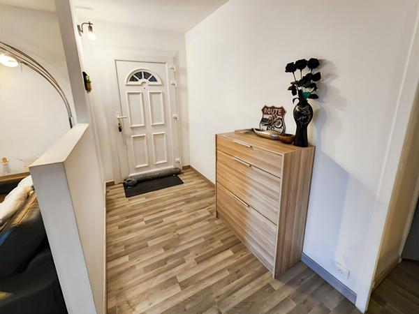 Appartement Nandy 3 pièce(s) 70.53 m2 avec jardin 